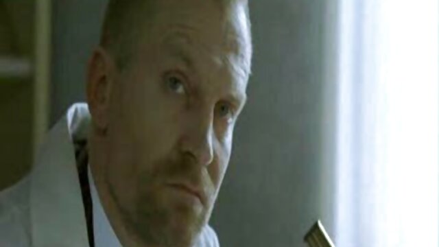 teaser film x fille vierge de douche sucrée