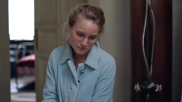 Young Anal Tryouts xxl video vierge - La masseuse voulait Tatjana