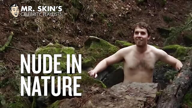 Mamelons et chatte pincés filme porno vierge et cirés