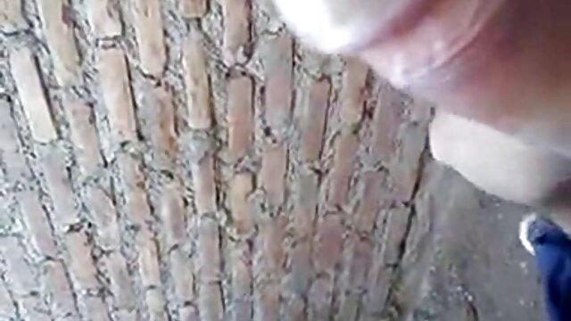 Eurobeauty se fait défoncer la chatte en extérieur xxx video vierge