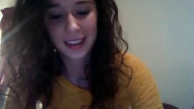 STP3 Sa soeur film porno une fille vierge est un baiseur sexy!