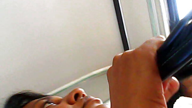 Babe latina sauvage ayant des relations sexuelles sauvages sur porno arabe vierge le lit