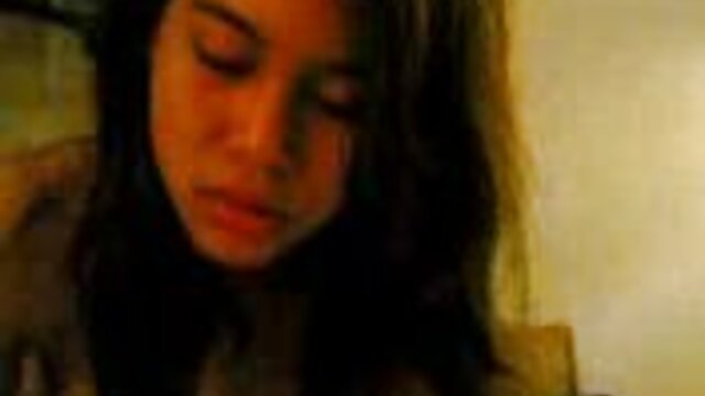 philippina montrant ses seins sur webcam pour bien me film porno gratuit vierge plaire