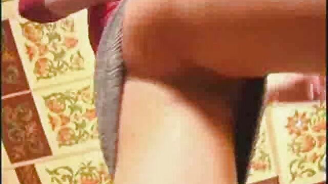 Plage de film x gratuit vierge Valeria